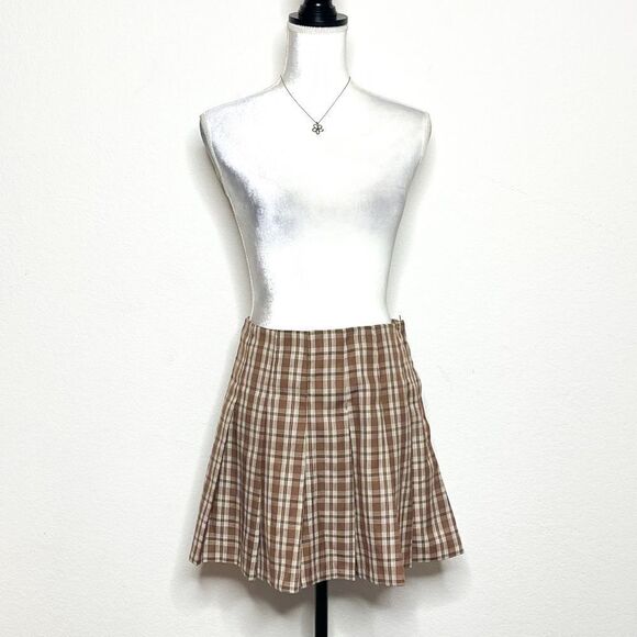 🍋 H&M Divided • Women’s Brown Plaid Pleated Mini Skirt Size 10 - Picture 1 of 7